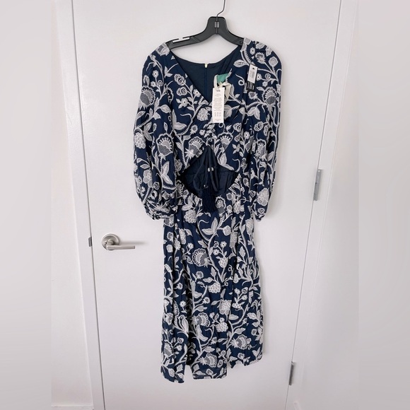 WAIMARI's 'Emanuelle' navy embroidered midi dress NWT - Picture 9 of 13